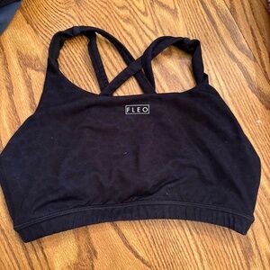 Fleo sports bra